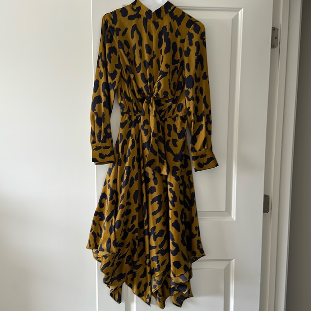 The prettiest dress!! Size S